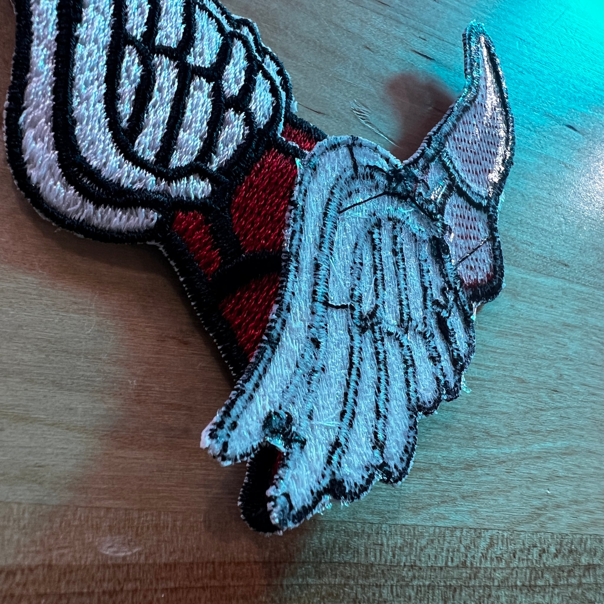 Winged Track Feet Embroidery Patches (4 Pack) – Allan A Wade